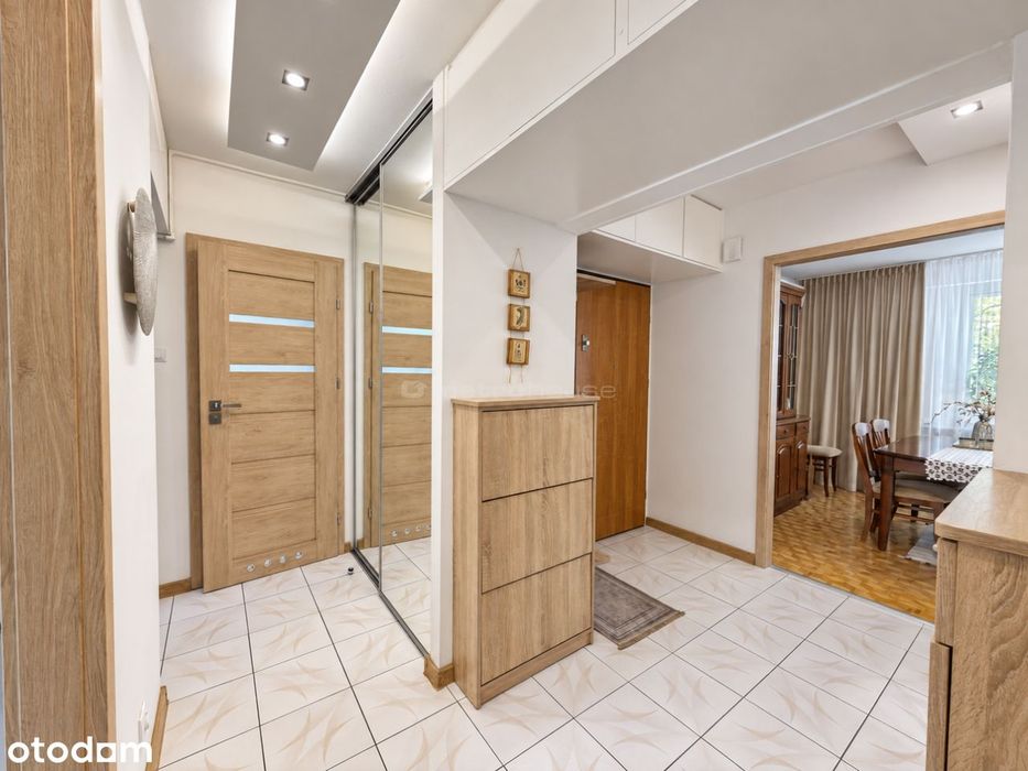 Dobry standard za uczciwą cenę /1. piętro/ balkon