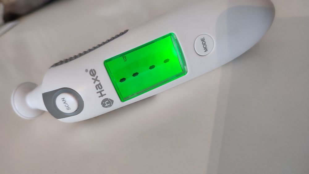 Haxe termometr bezdotykowy sprawny