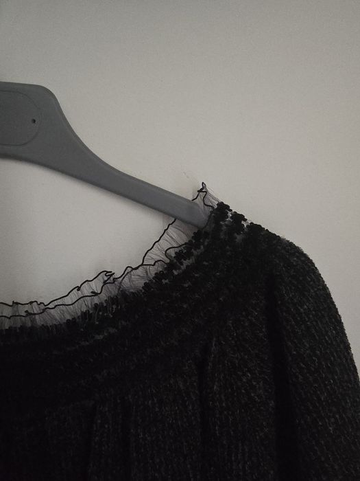 Camisola cinzenta escura