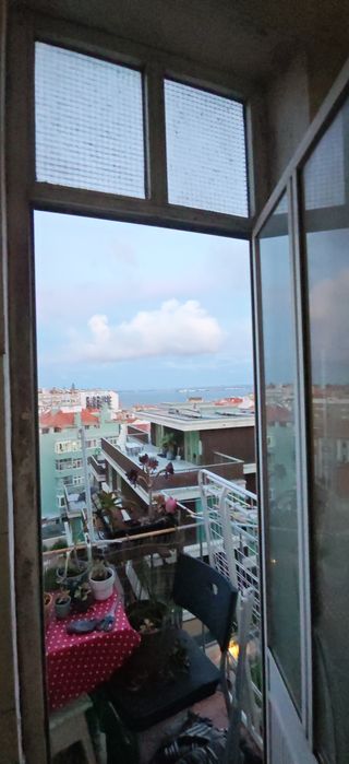 Quarto e sala, na Graça Lisboa