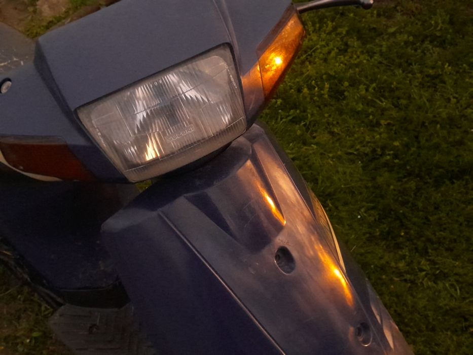 Продам срочно два скутера- suzuki address 50, хонда DJ-1  і новий карбюратор на сузуки куплявся за 1500 грн неразу не ставився