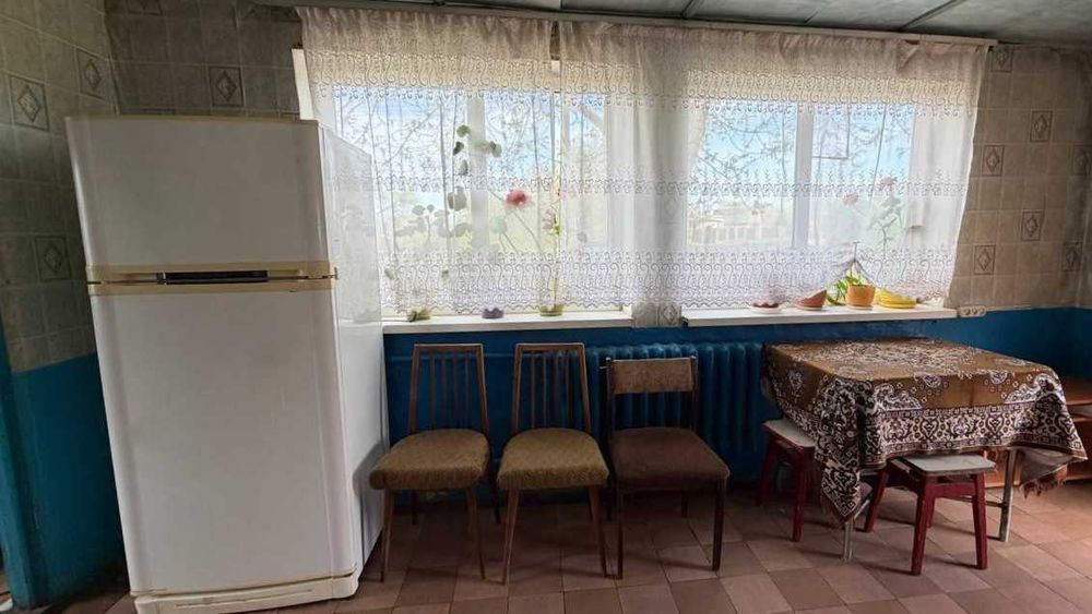 Продаж цегляного будинку 78м². 4 кімнати. 33 сотки. Центр. ID:813