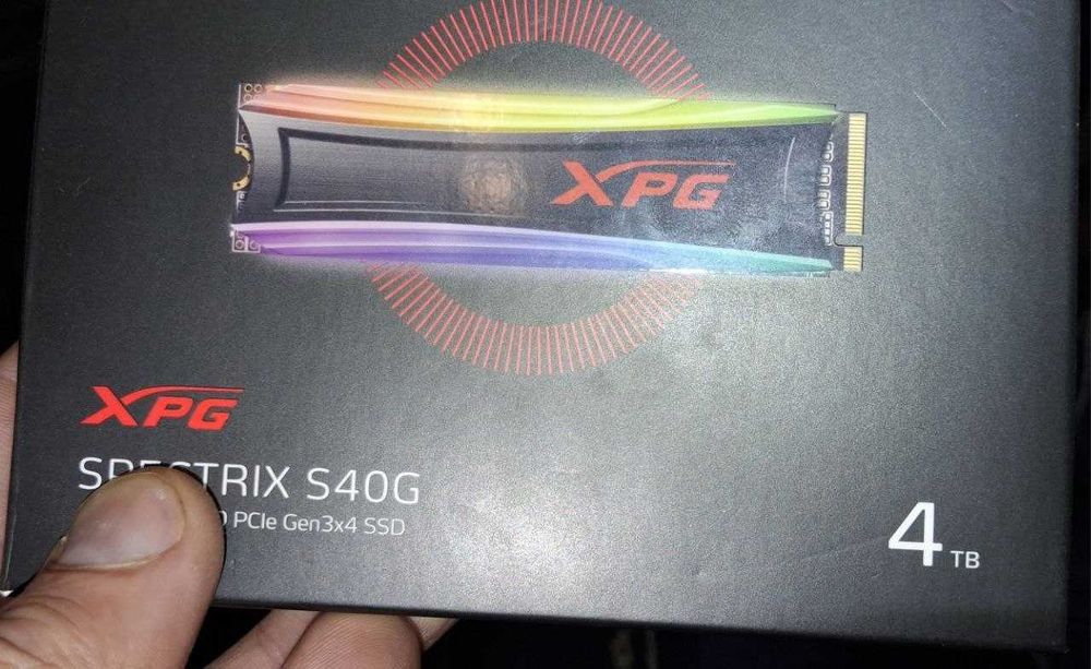 NVME SSD накопичувач Adata XPG Spectrix S40G 4ТБ 4TB