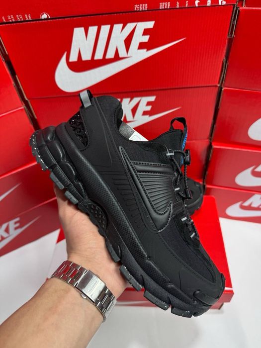 Чоловічі кросівки Nike Air Zoom Vomero Roam, Black