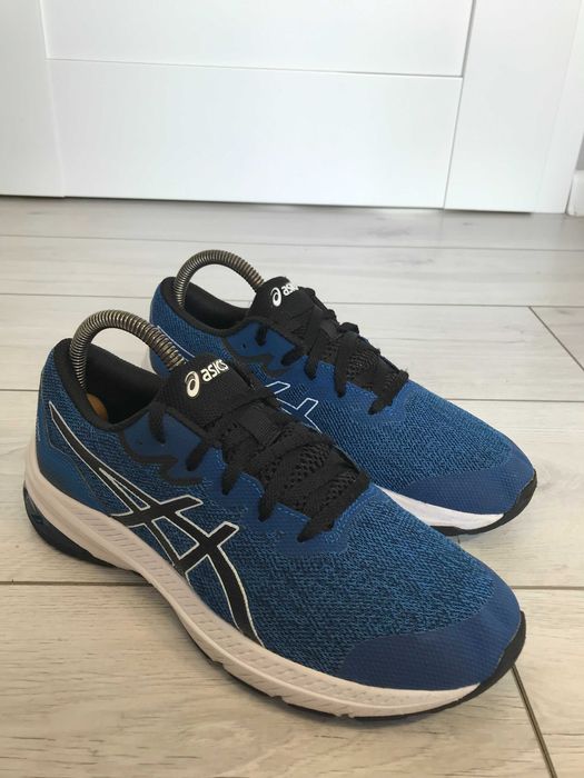 Buty do biegania ASICS GT-1000 rozm. 39