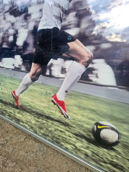 Caixa Luz Cristiano Ronaldo Nike