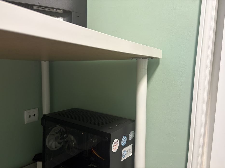 Mesa de Escritorio IKEA