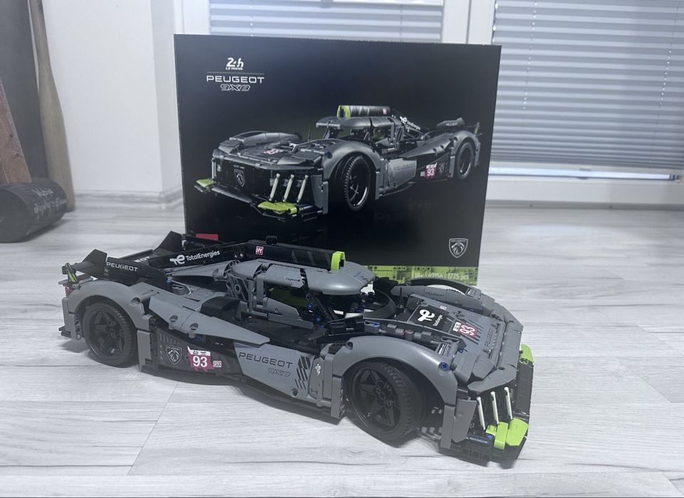 Lego Technic Peugeot 9x8