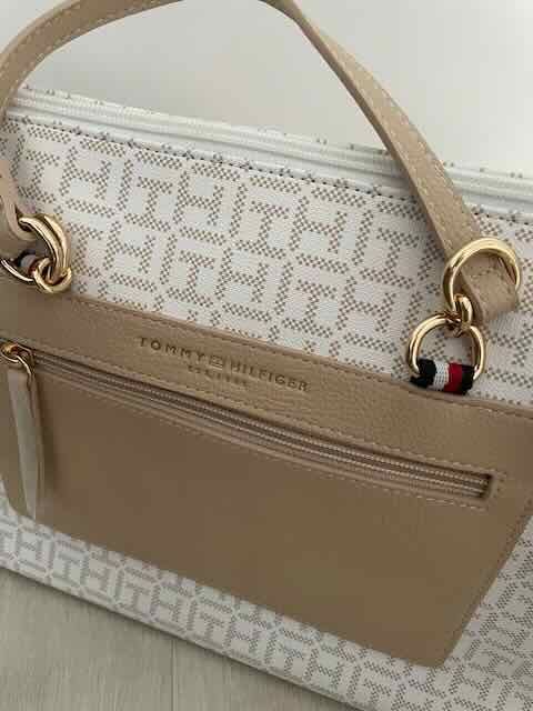 Tommy Hilfiger - torebka damska z USA.