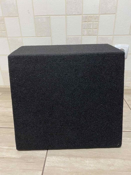 Короб под сабвуфер 12дюйм. ЗЯ з косою стінкою