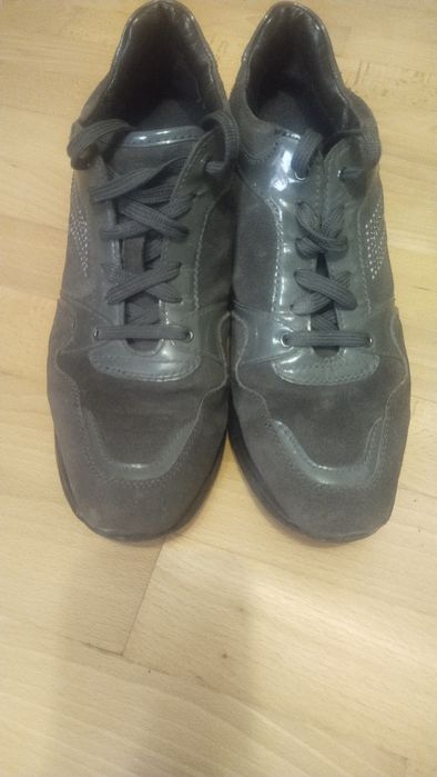 Кросівки жіночі фірми geox