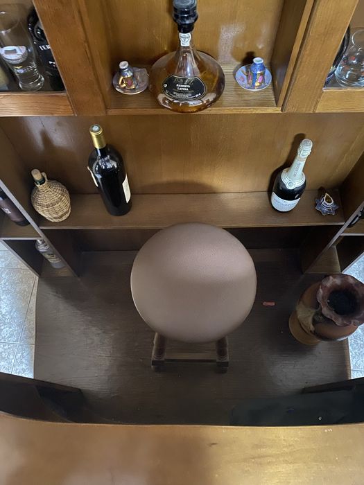Bar Sala com Banco