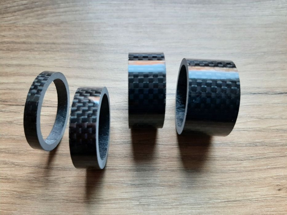 Podkładki karbonowe