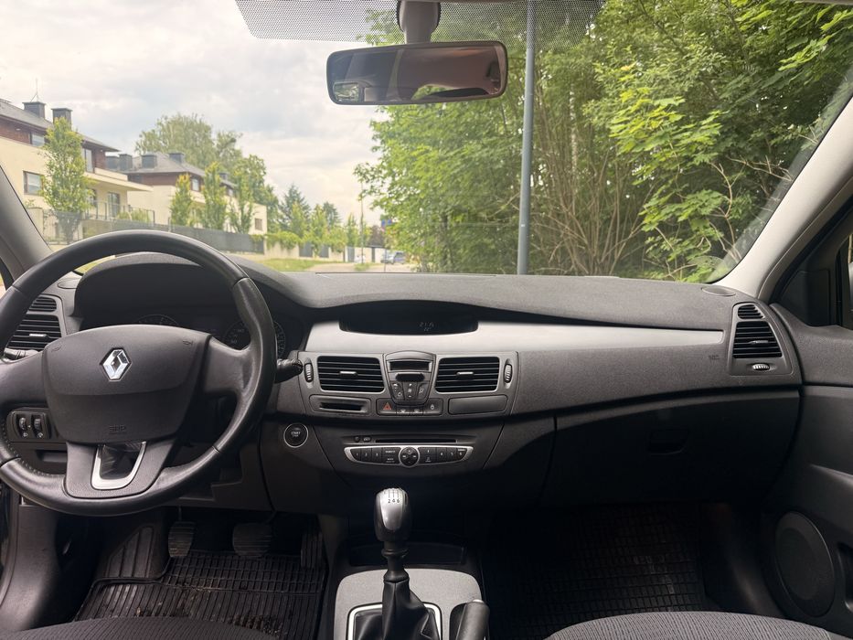 Renault Laguna 2.0 dCi Expression. Hak