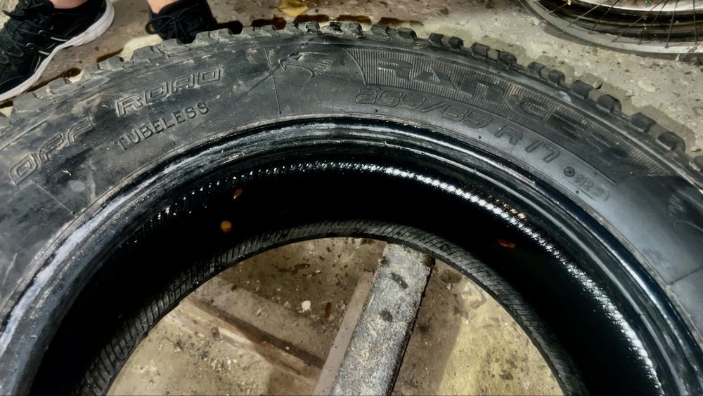 Продам гумму б/у