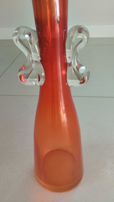 Wazon motylek, Tarnowiec wys. ok.32cm. W bardzo dobrym stanie!