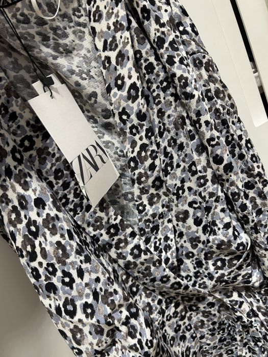 Zwiewna sukienka Zara wigilia Jesienna długi rękaw