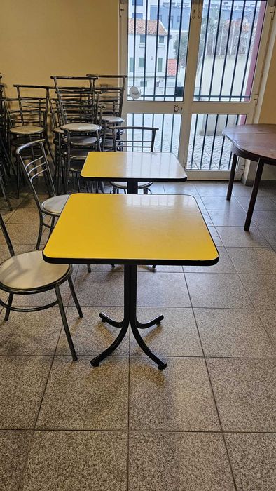 Mesas e cadeiras de explanada!