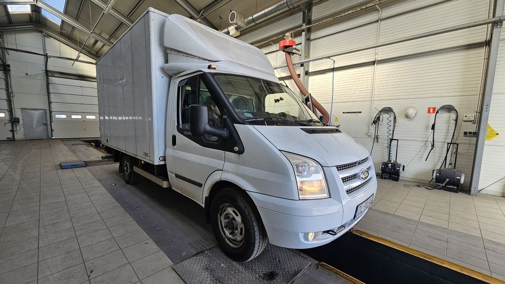 Ford Transit Kontener z windą 750 kg, FV, kwota brutto !!!