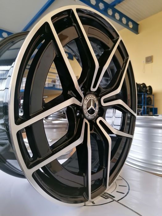 Felgi aluminiowe Mercedes  A C CLA B GLA 18 cali