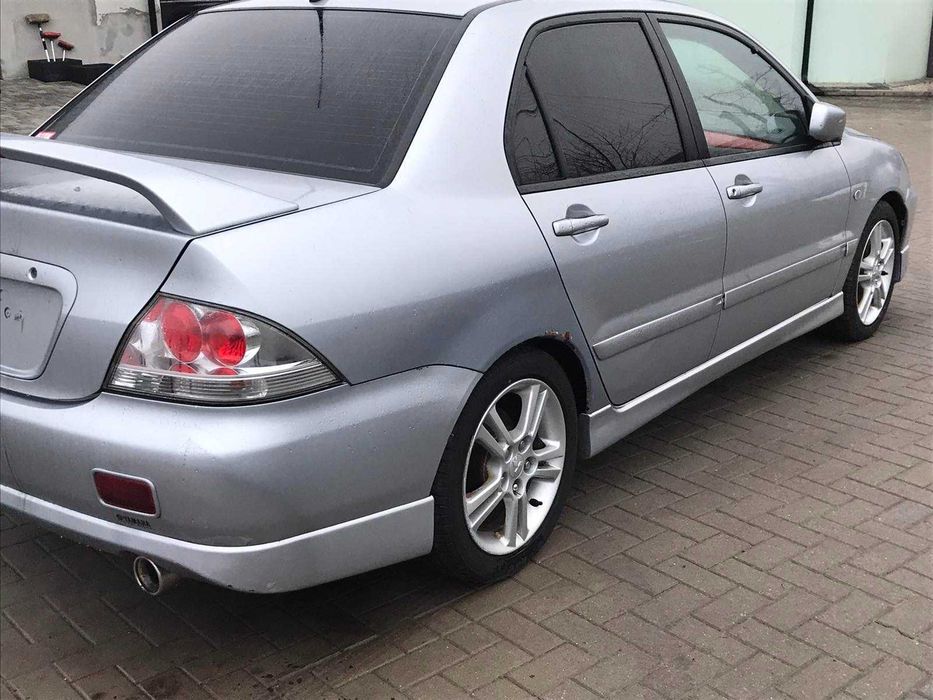 Кузов.кузовние запчасти Mitsubishi Lancer 9 міцубісі ланцер 9