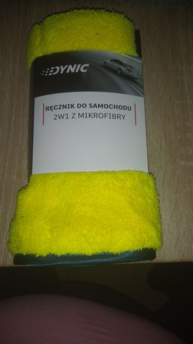 Ręcznik do samochodu z mikrofibry