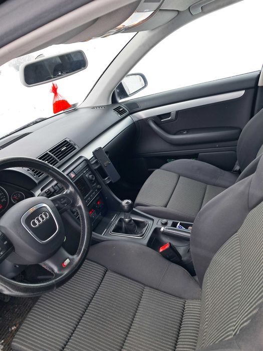 Sprzedam Audi A4B7 S-line