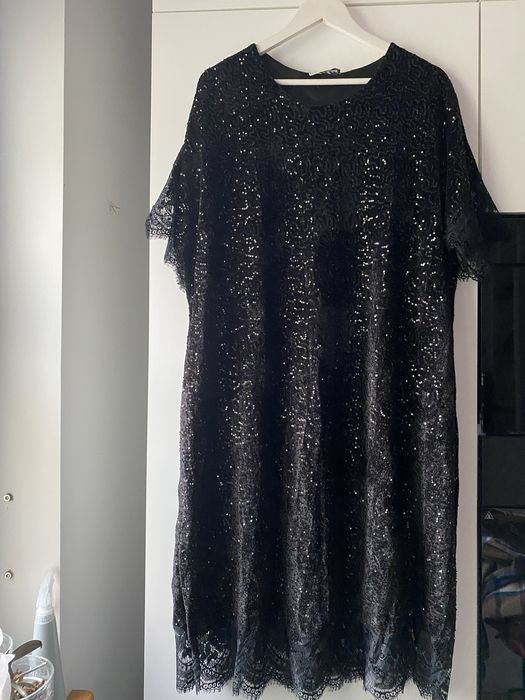 Elegancka sukienka cekinowa