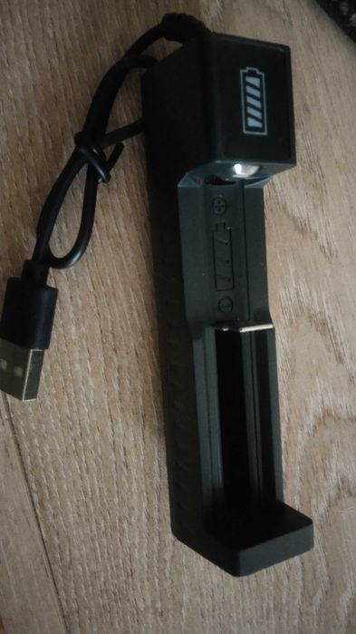 Ładowarka akumulatorkow