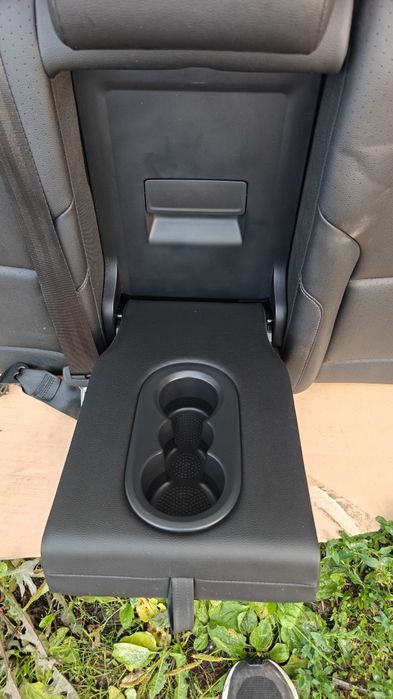 Комплект салона VW Golf 7 Variant / Alltrack 2018 — кожзам, чёрный