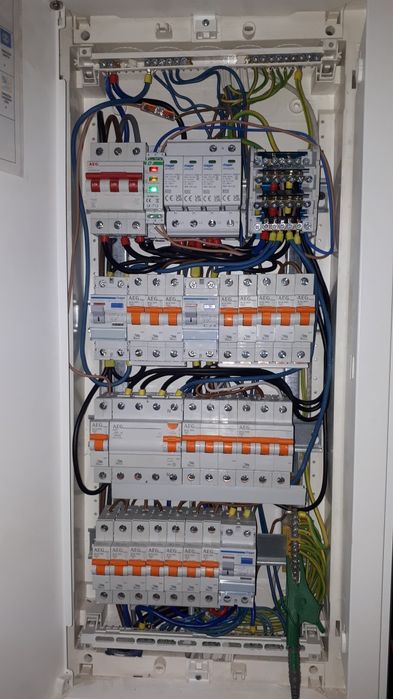 ELEKTRYK Usługi elektryczne, naprawy, pomiary, odbiory, protokoły.