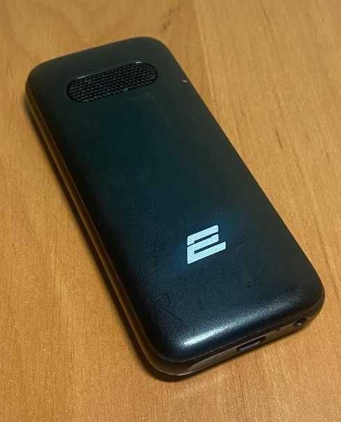 Продам кнопочний телефон 2E S180 (2 SIM, microSD) — повністю робочий!