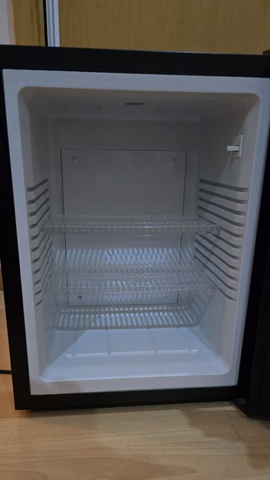 Minibar ORIMA 32 Litros