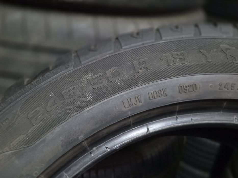 Шини літні 245 50 r 18 Uniroyal Runflat BMW F01 F07 X3 f25 gtyres
