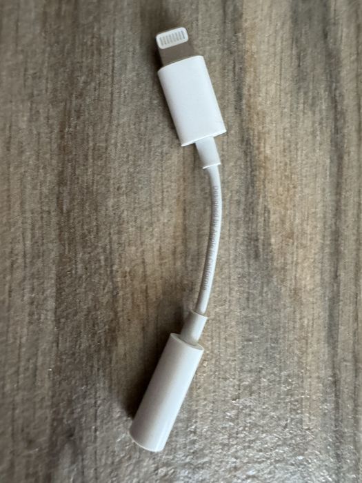 Перехідник адаптер Apple Lightning - 3.5mm оригінал для Iphone