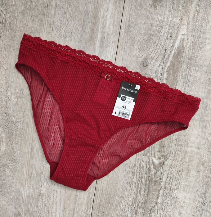 Seksowne czerwone figi damskie 42 XL Extenso