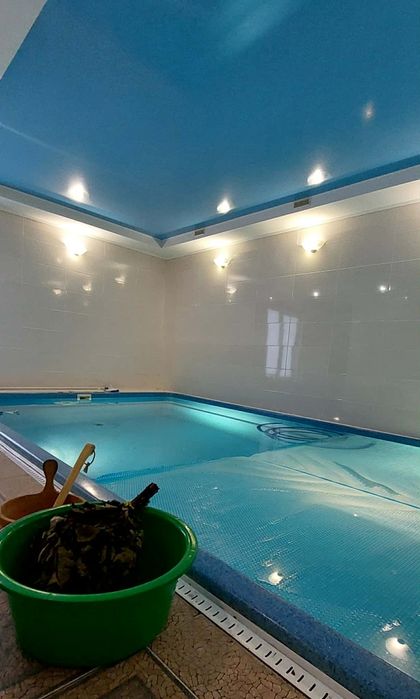 Баня ,лазня теплий басейн