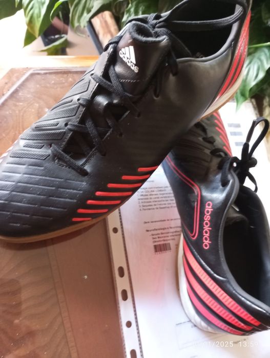 7 Vendo cada par sapatilhas