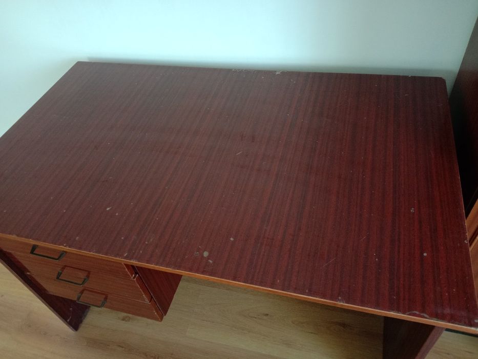 Стол пісьмовий бу