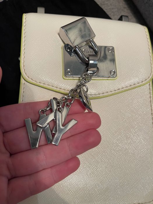 Жіноча сумочка DKNY crossbody