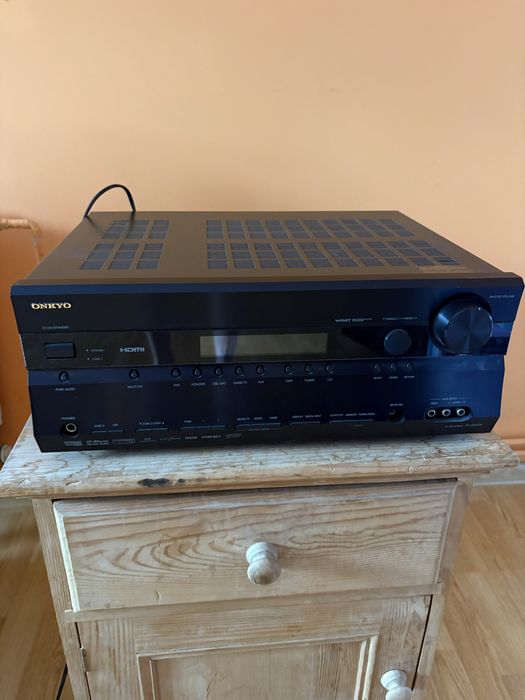 Onkyo AV reciver TX-sr606