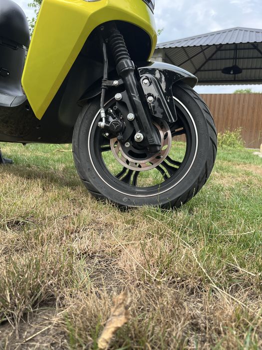 Продам скутер електро