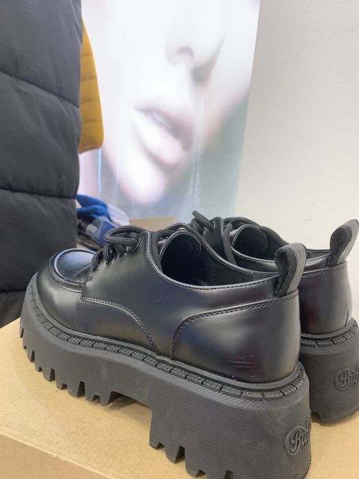 Czarne skorzane buty Buffalo Aspen Lace Up Warm na grubej platformie