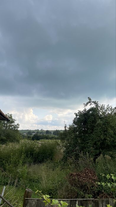 Продається будинок з ділянкою у с. Баківці