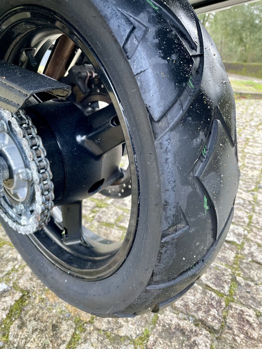 Suzuki v-strom DL 1000