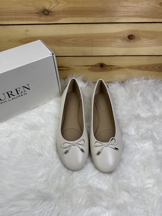 Ralph Lauren Jayna baleriny ecru beżowe damskie skóra naturalna