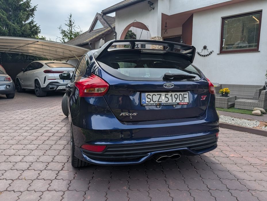 Ford Focus ST lifting lift 2.0 250 km.
