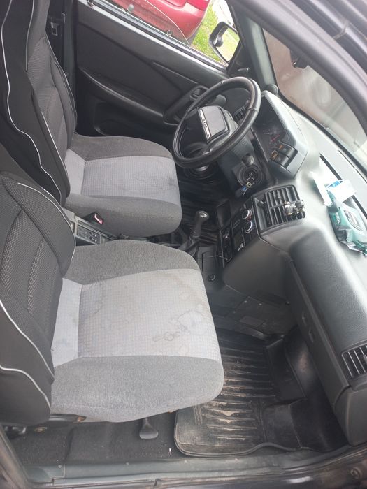 Машина ВАЗ 2112!