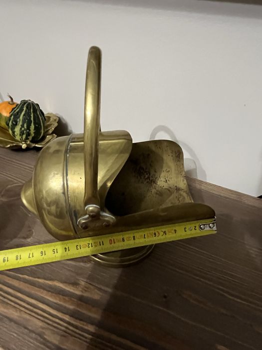 Stary dekoracyjny stojak na wino butelke mosiądz