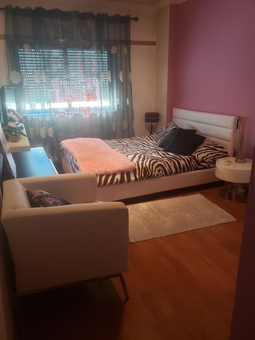 Apartamento T3 em Odivelas com BOX 2 carros.NÃO ACEITO IMOBIL